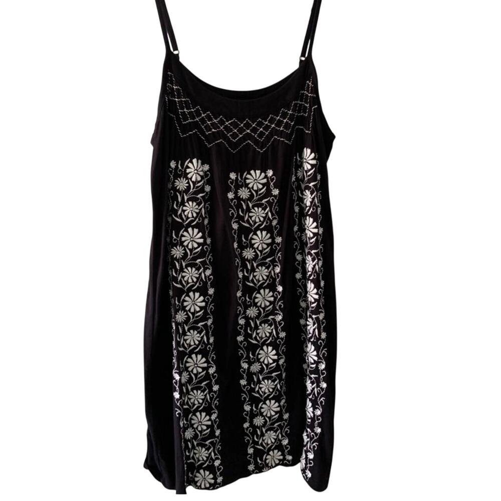 INC Embroidered Boho Medium Black White Floral Geometric Resort Sleeveless Dress